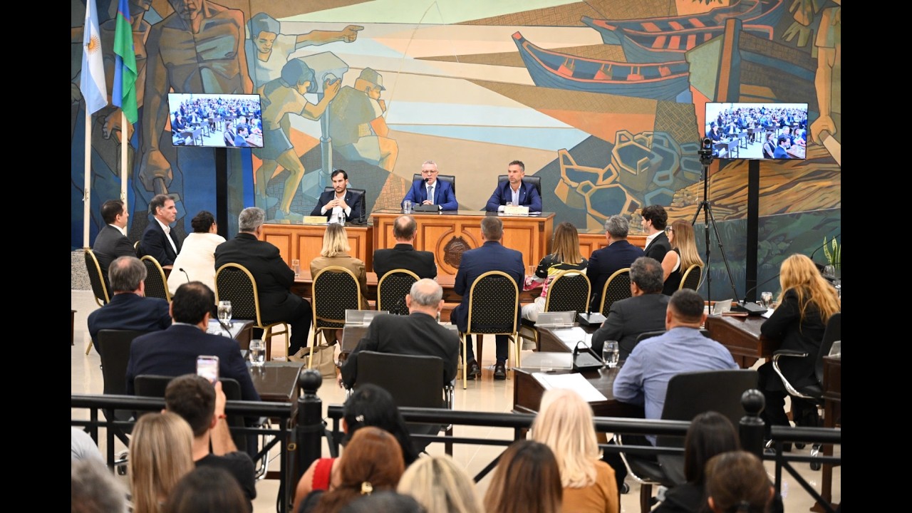 Zamora marcó posición frente a críticas de la oposición en la apertura legislativa