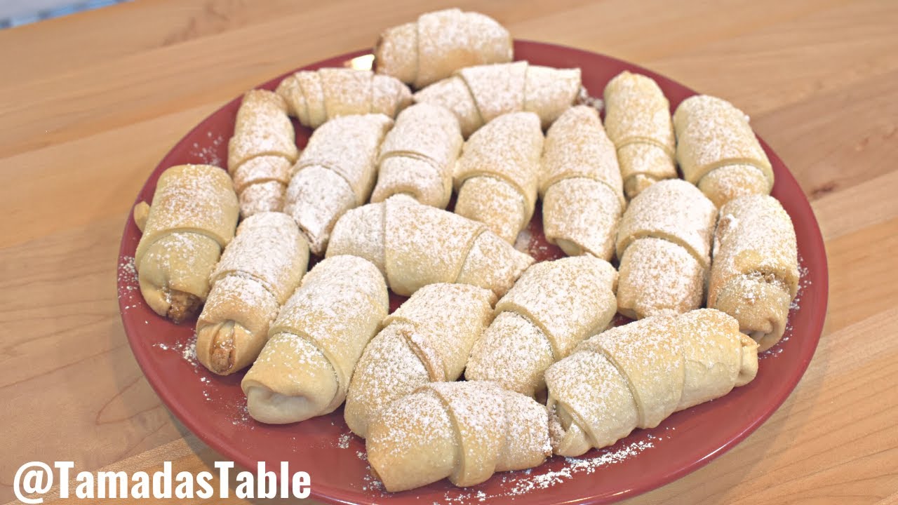 Walnut-Filled &ldquo;Cigarette Cookies&rdquo;| Cigareti