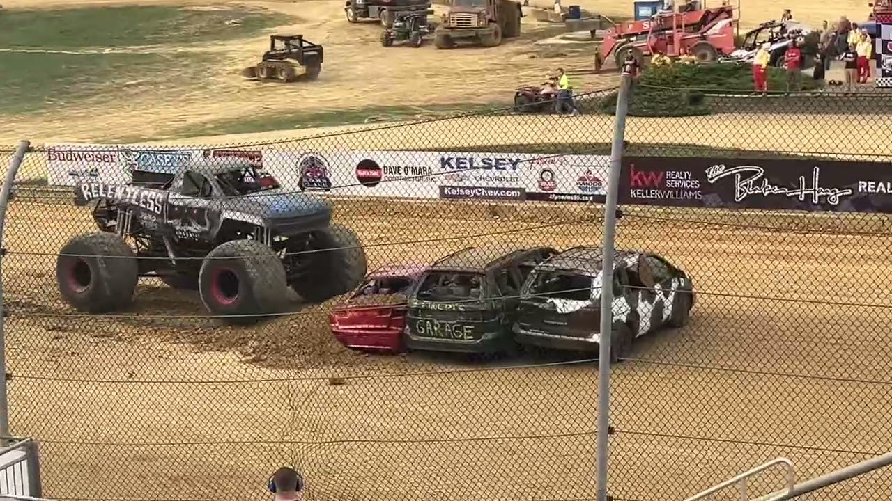 Monster Trucks 