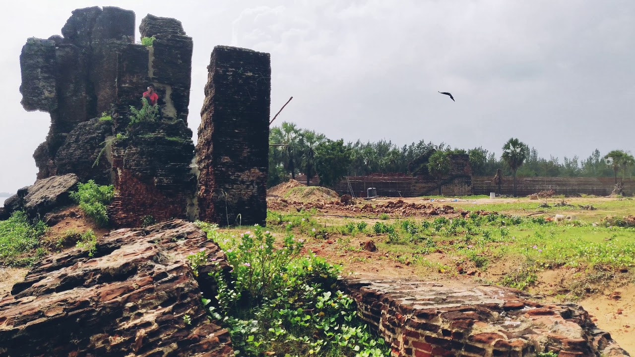 *Aalambarai Fort*