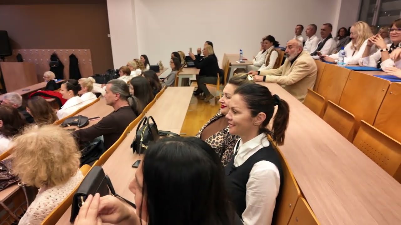Prednovogodišnje poetsko–muzičko „Veče Budvi“