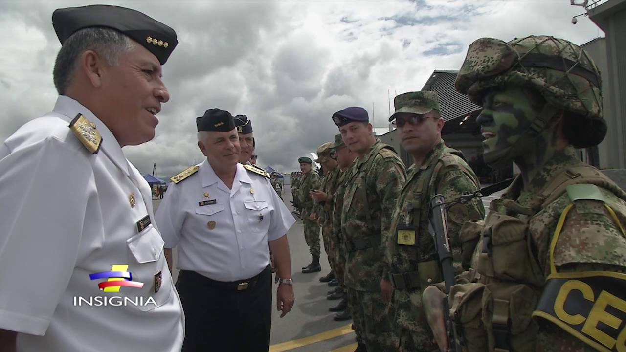 Encuentro de cadete peruana en Tolemaida con sus superiores