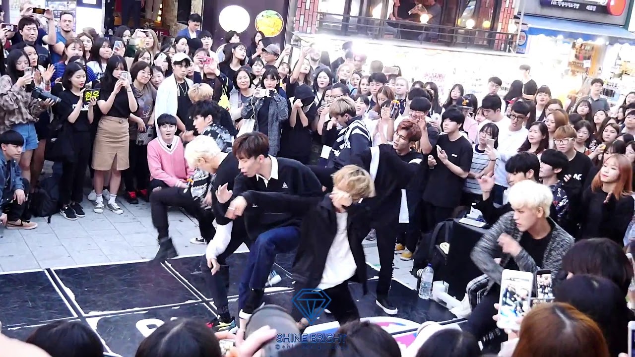 D-Crunch (디크런치) BTS 