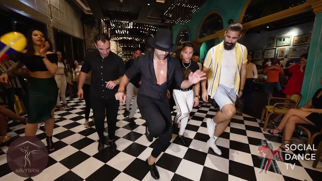 Cha Cha Animation | Salsa Night Dubai | Fadi Fusion | Dez Salsero | Bryan | Moe | Iryna
