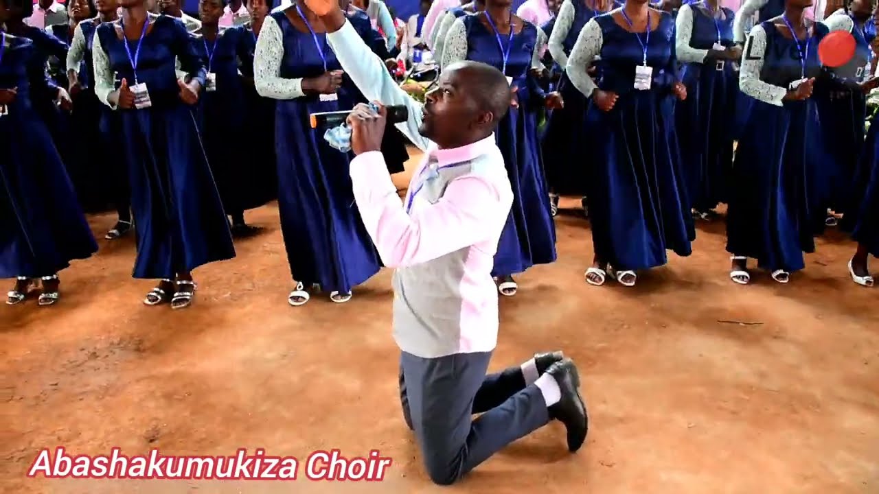 ABASHAKUMUKIZA CHOIR (live performance)👉 DORE KUBYINIRA IMANA. BYARI BYIZA RATA. MUNDIRIMBO NSHYA