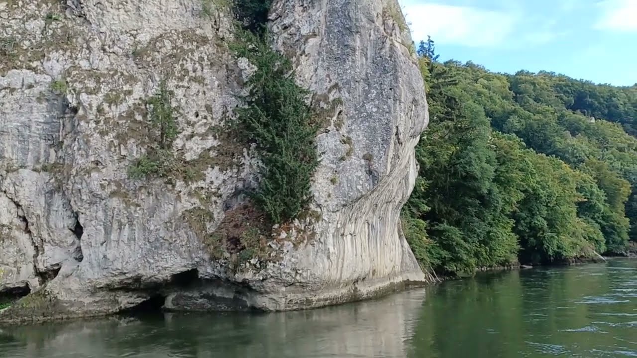 🇩🇪GERMANY I KELHEIM I An amazing view from the boat to the sights of Kelheim