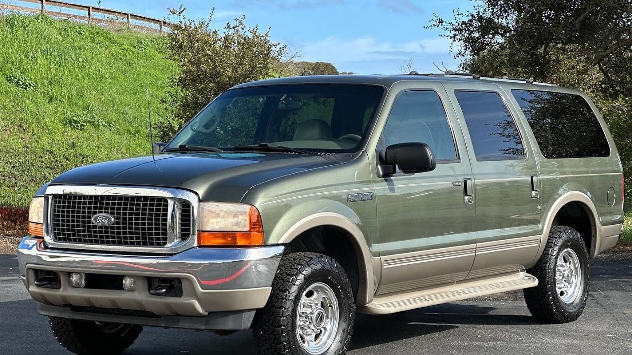 2001 Ford Excursion Limited 4WD V10 AT DODI AUTO SALES