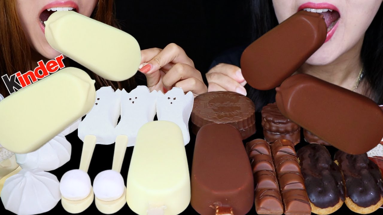 ASMR GIANT MILK & WHITE CHOCOLATE ICE CREAM BARS, CREAM PUFFS, CHOCOLATE SPOONS, KINDER BUENO 먹방