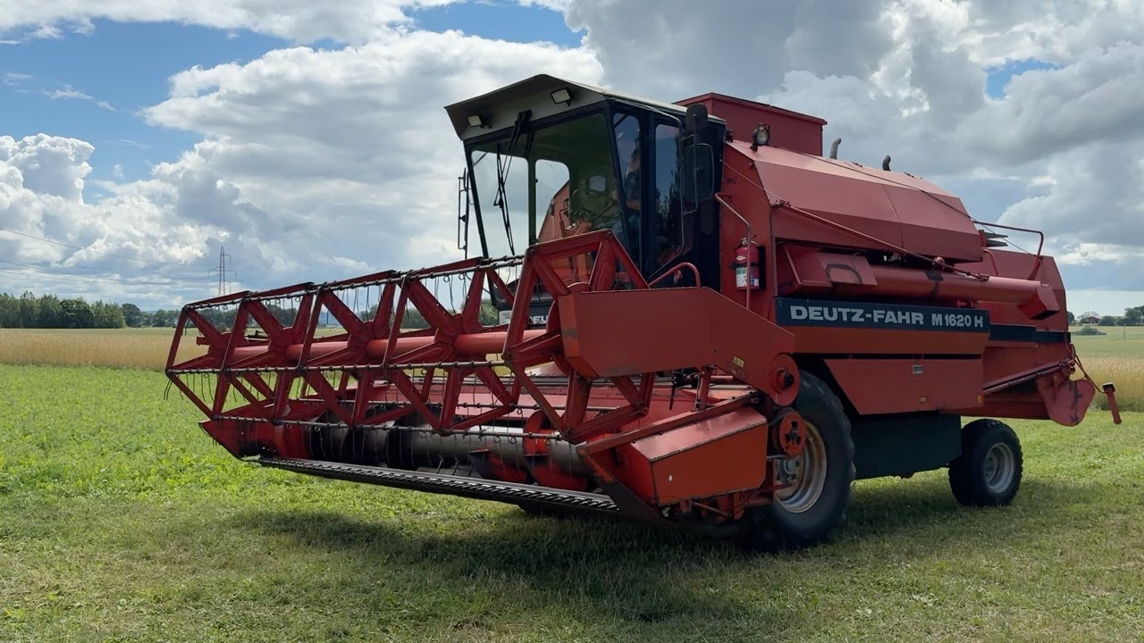 Köp Skördetröska Deutz - Fahr M1620H V8 motor på Klaravik