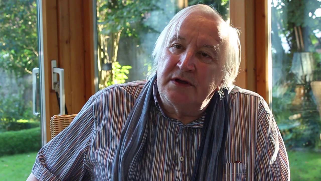 Peter Sasse klagt Mutter Teresa an