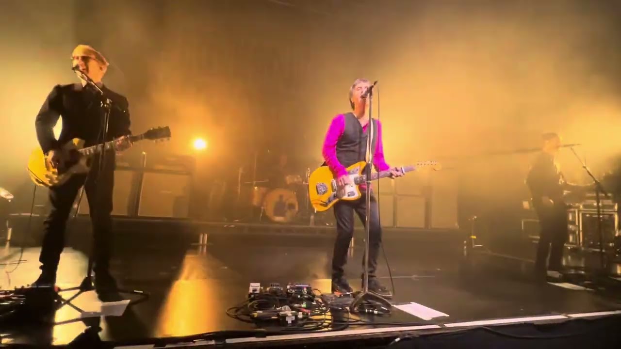 The Passenger ~ Johnny Marr @ Liverpool Olympia 6.4.24