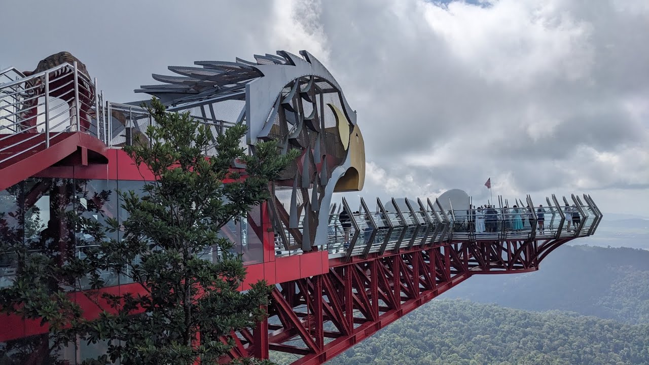 Langkawi Skycab & Oriental Village Tour