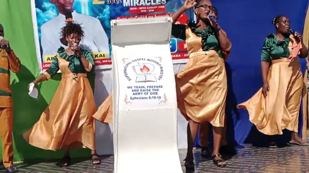 SGWM CRUSADE DAY 2 SPIRIT FILLED WORSHIP MINISTERED BY APOSTLE JE EKAI PRAISE AND WORSHIP TEAM.