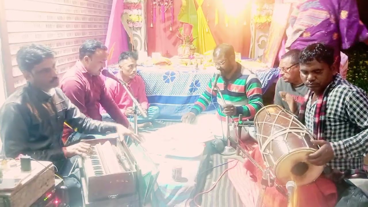 बहुत सुन्दर धुन है जरूर सुने ,, अनिल मिश्र रामायण मंडल अलीगंज बाजार सुल्तानपुर मो0,,,9648531362