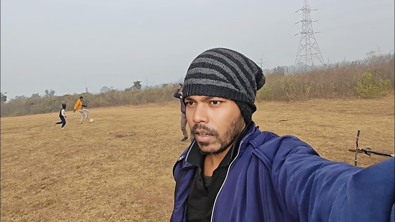 Football khelna suru kar diye⚽