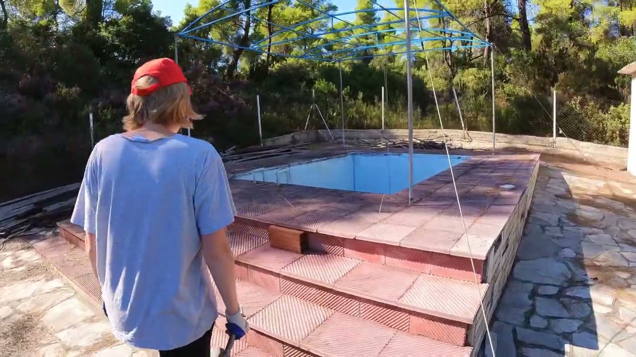 #4 We bought an old house in Greece: visiting a neighbor abandoned house with swimming pool