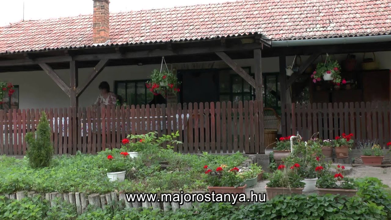 Majoros Tanya &Aacute;sotthalom - Falusi vend&eacute;gl&aacute;t&aacute;s a D&eacute;l-Alf&ouml;ld&ouml;n