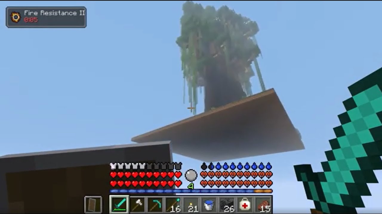 RLCraft LP Barbarian EP14: Trouble with Randos and a floating Tree house