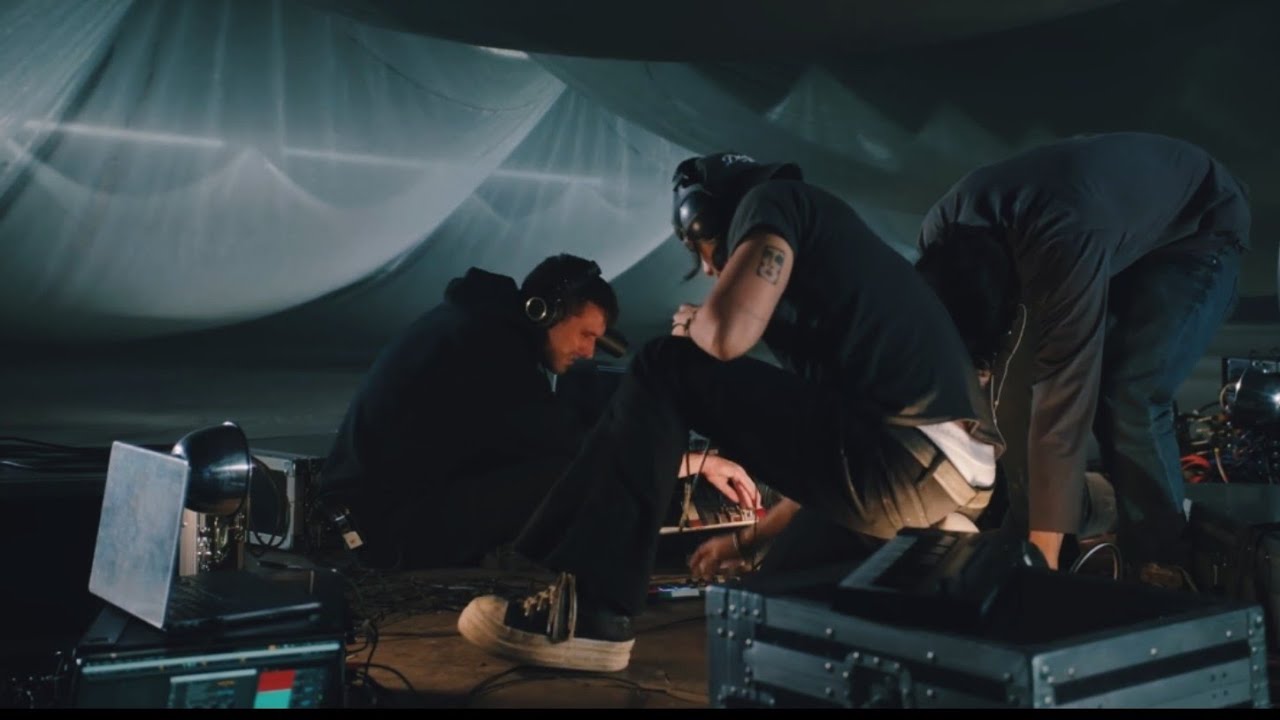 LATIN MAFIA & Fred again.. - Alvafro (Under The Fabric, Mexico City) [Letra]