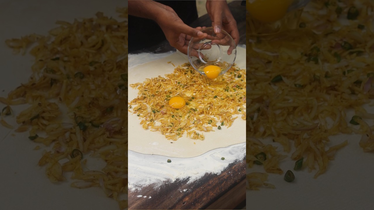 Moghlai paratha recipe মোগলাই পরোটা রেসিপি  Mughlai Paratha making #shorts #snacks #indianfood #food