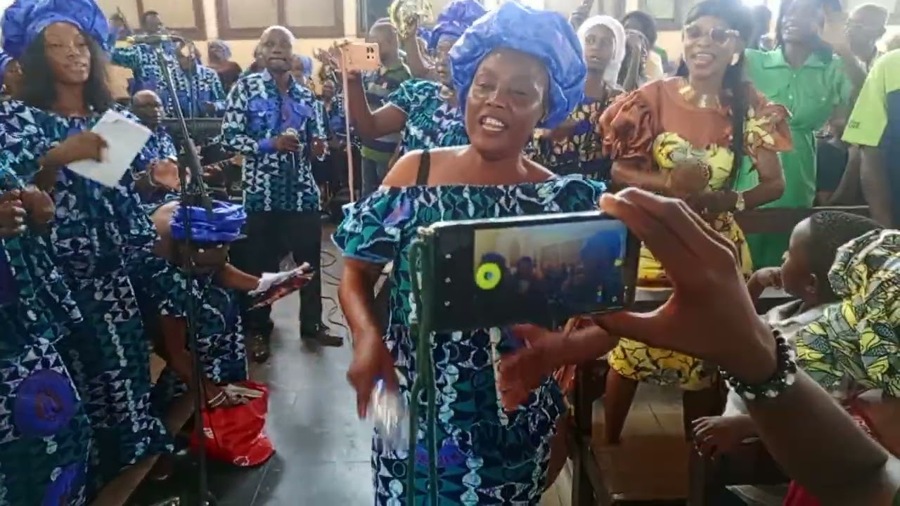 Mfumu yesu futumukini kwe ba fua (Chorale Nkembo Paroisse st kisito de M/kélé)
