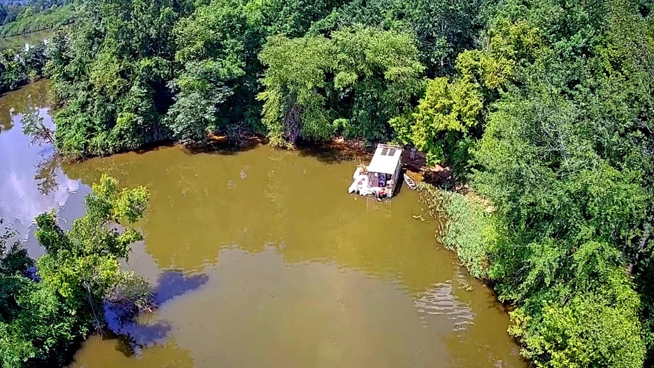 #233 I Live Here, Houseboat Life