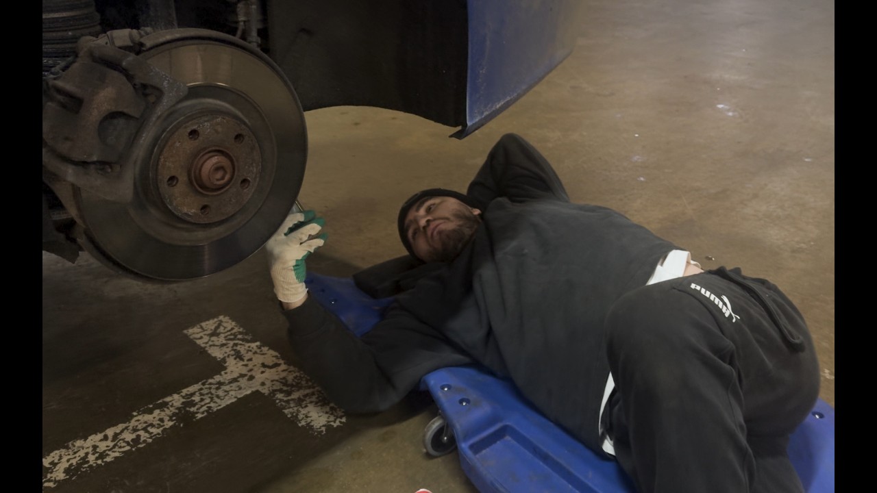 Замена регулируемых стоек на Audi A7 с пневмой