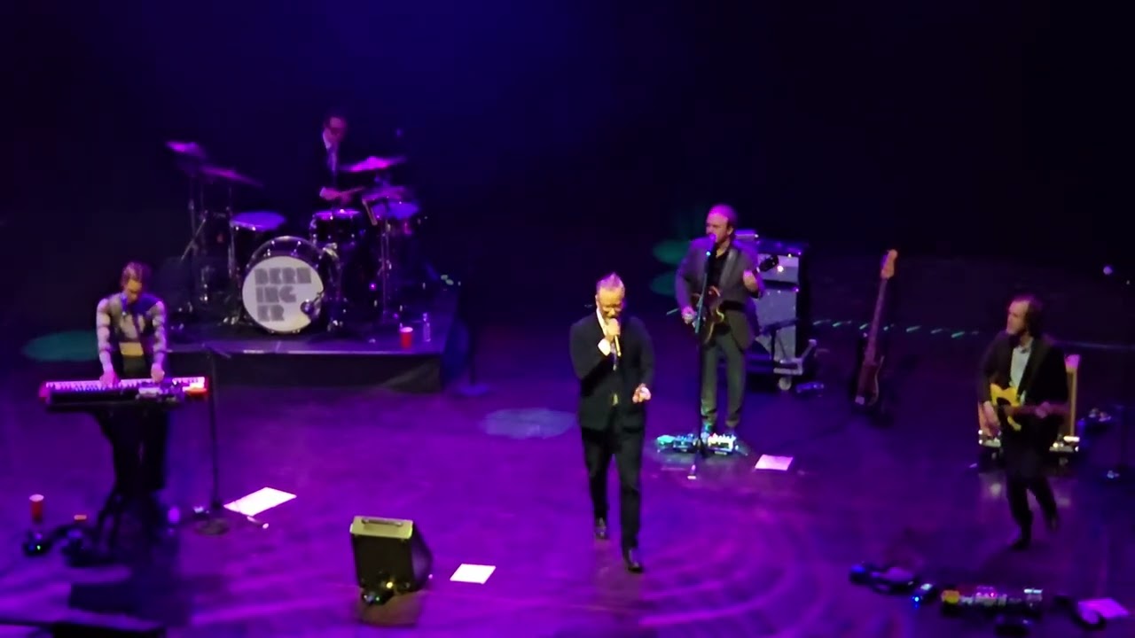 Martini Me Fatso - Matt Berninger live in Toronto (March 19, 2026)