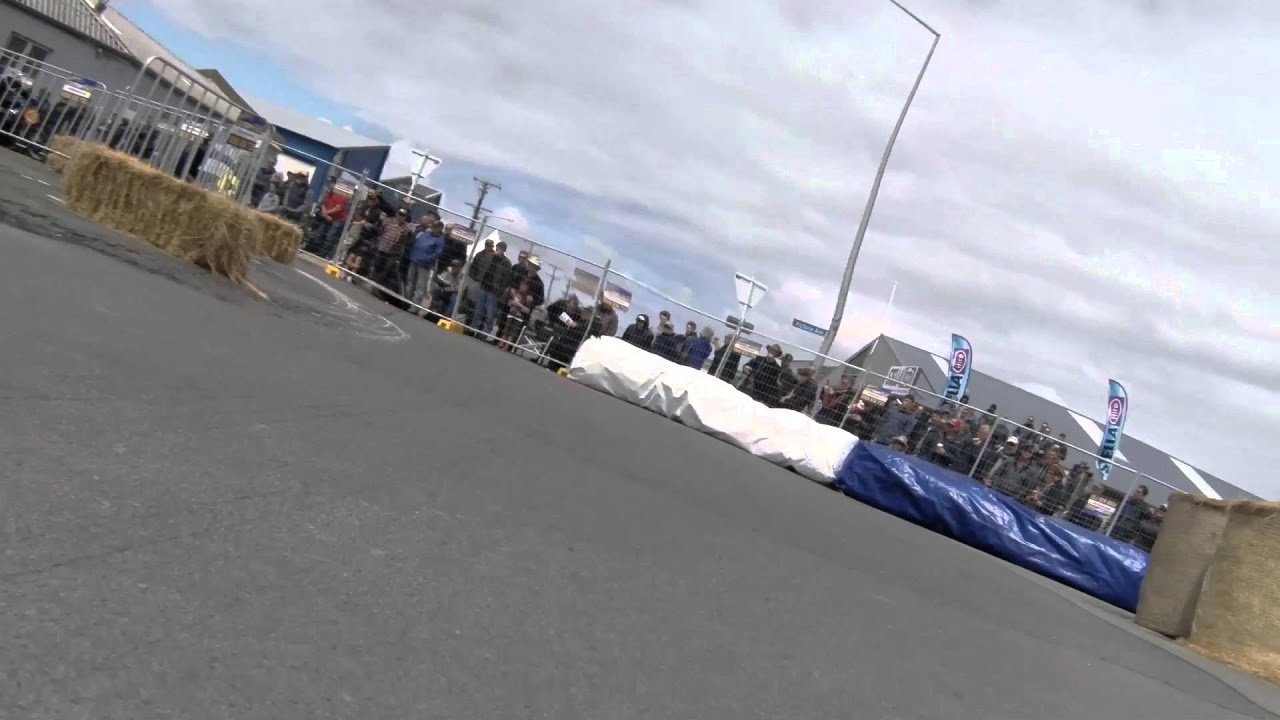 Velocettes Racing 1st, 2nd, 3rd, 6th Burt Munro Street Race 2015