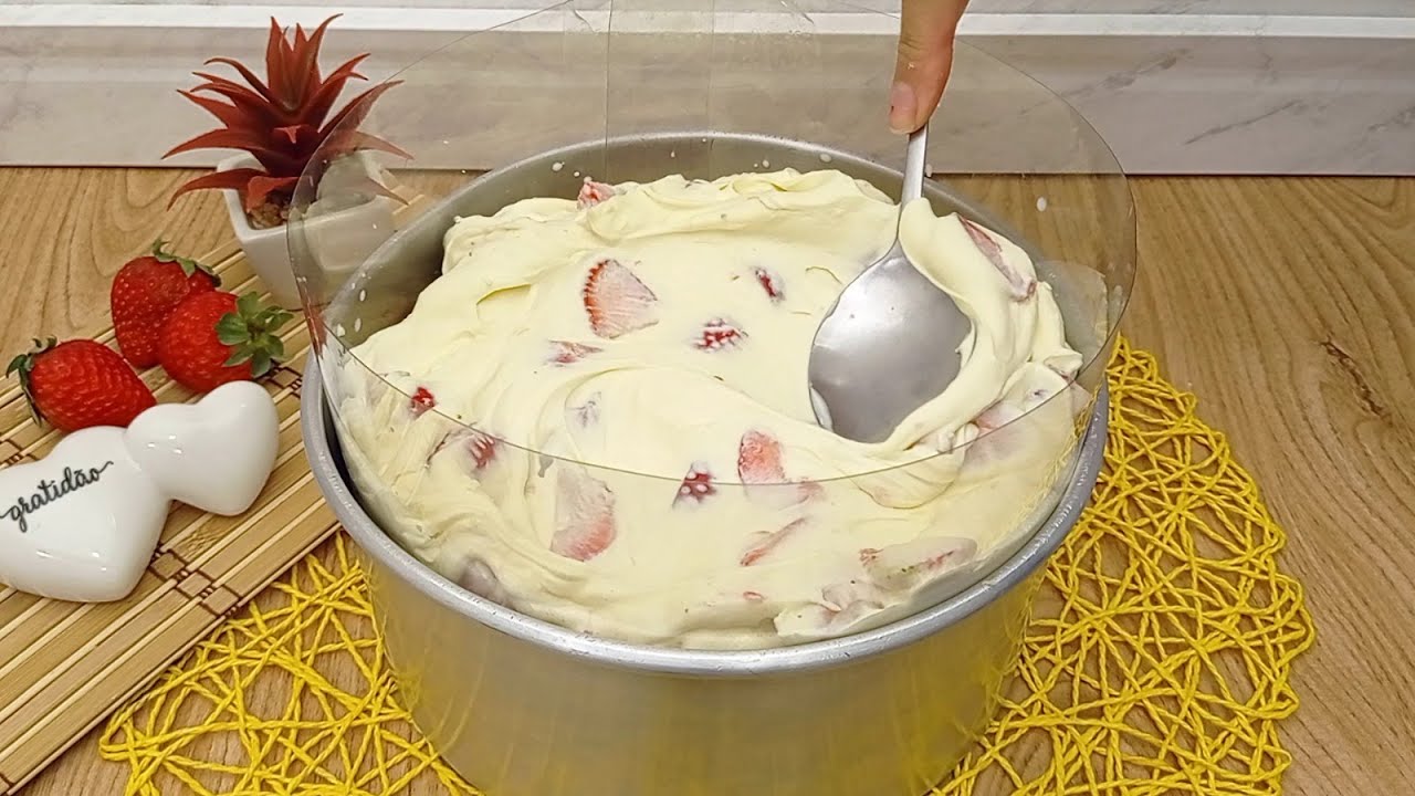 ✅Com 5 minutos o recheio de Ninho com morangos mais delicioso que você já provou está pronto!