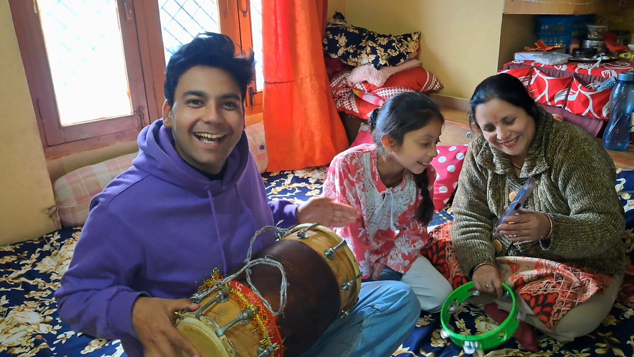 Navratron Mein Ghar Per Yah Kya Ho Raha Hai 😅 Pahadi Lifestyle Vlog