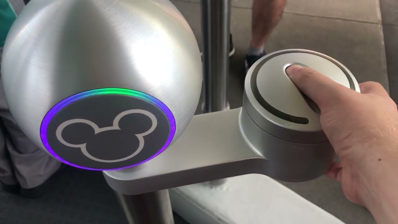 Disney’s Hollywood Studios: Entrance (July 2025)