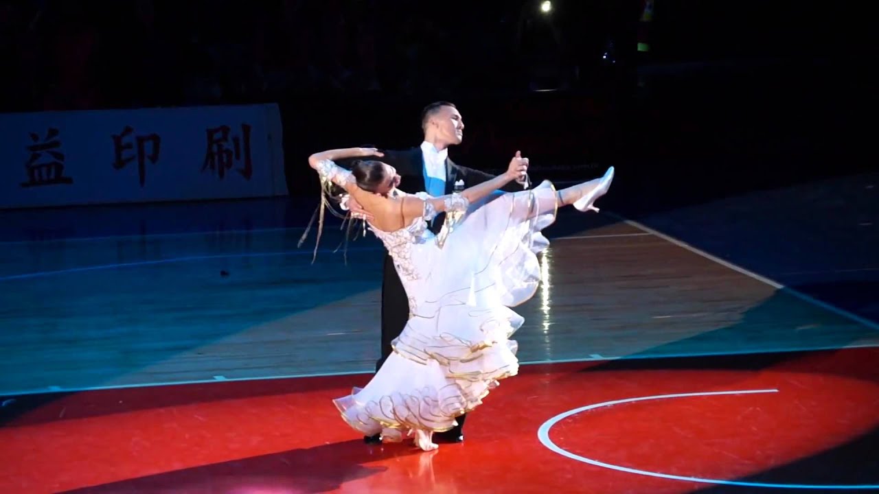 Waltz - Victor Fung & Anastasia Muravyeva
