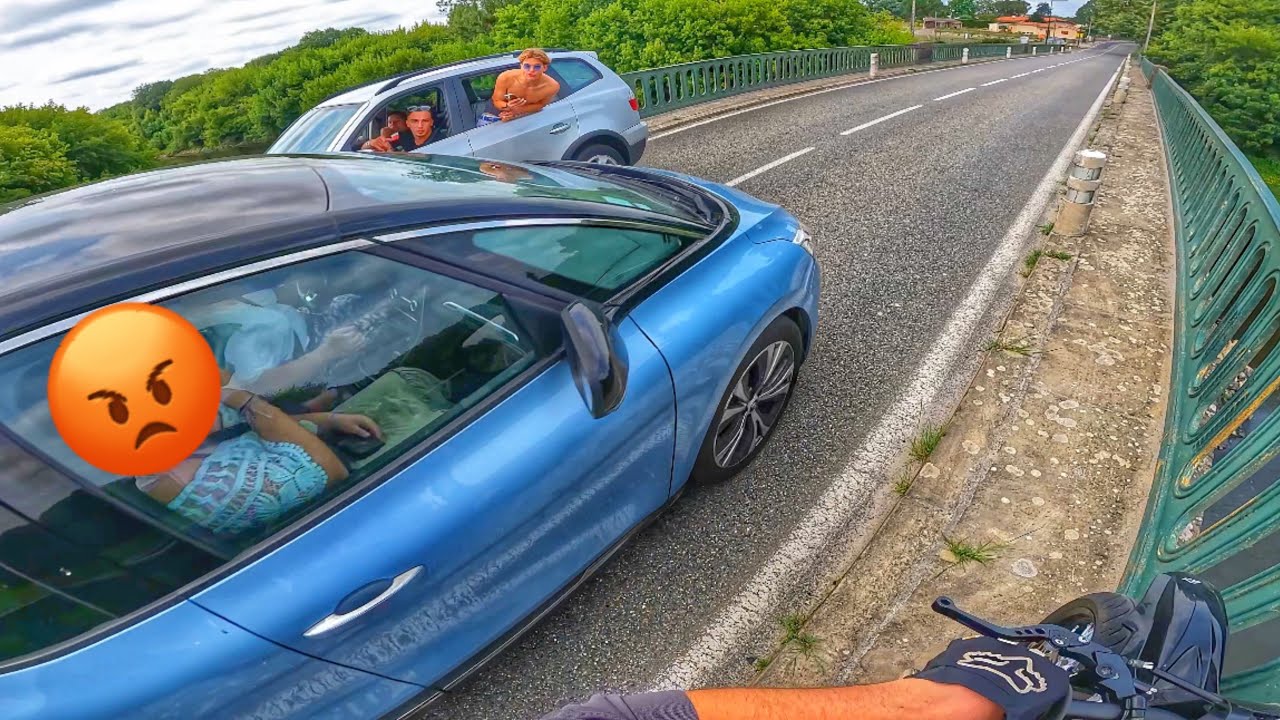 JE CROISE DES FOUS EN 50cc ! 🤣