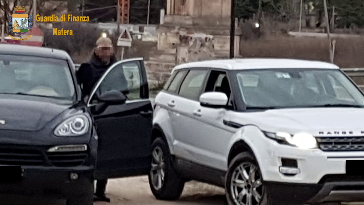 GDF Matera: 11 arresti per truffa.