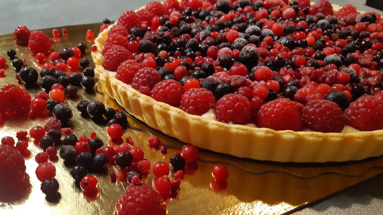 🍓Tarte à la crème pâtissière et aux fruits rouges🍓 تارت بي الفواكه الحمراء 🍓
