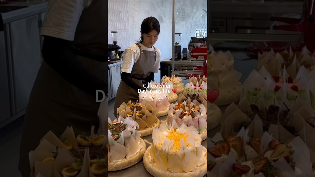 Day in my life as a cafe owner 🫶 #cake #cafeowner #bakeryowner