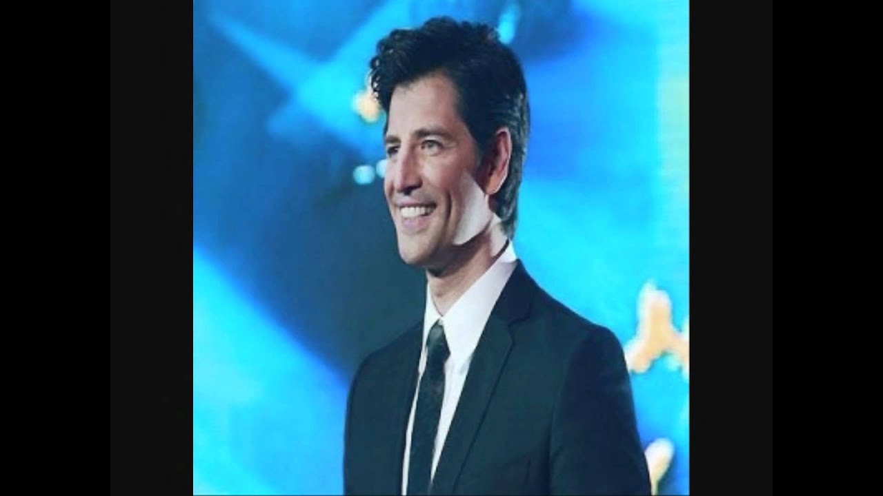 Sakis Rouvas - Xronia Polla 2011 (George Sunday Season's Greetings Club Mix)