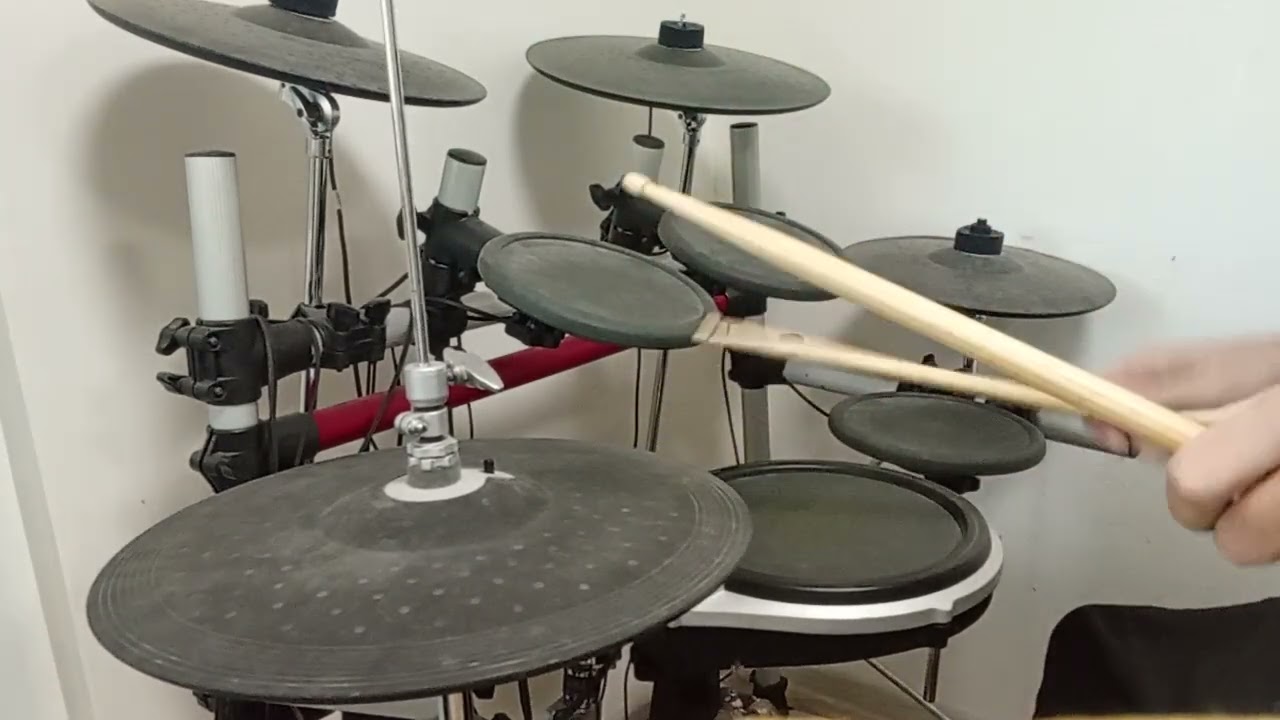 Rythm на базе Double Paradiddle с смещенгым акц