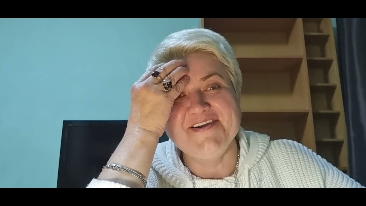 Почему он молчит???