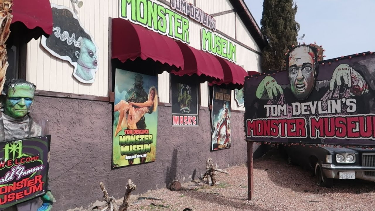 Tom Devlin's Monster Museum | Horror Special Effects | Movie Monsters