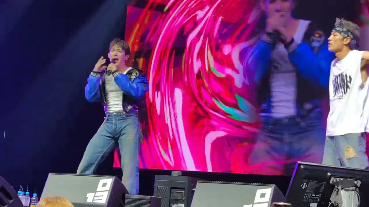 Wonho - Ain't About You + 24/7 [Stay Awake] || Tilburg 170925 4k