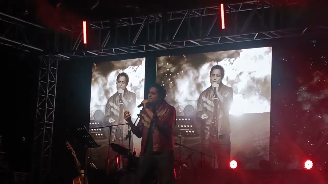 #videos#Shobhit University Meerut me Nikhil D'Souza ka performance 💫💯💯💯