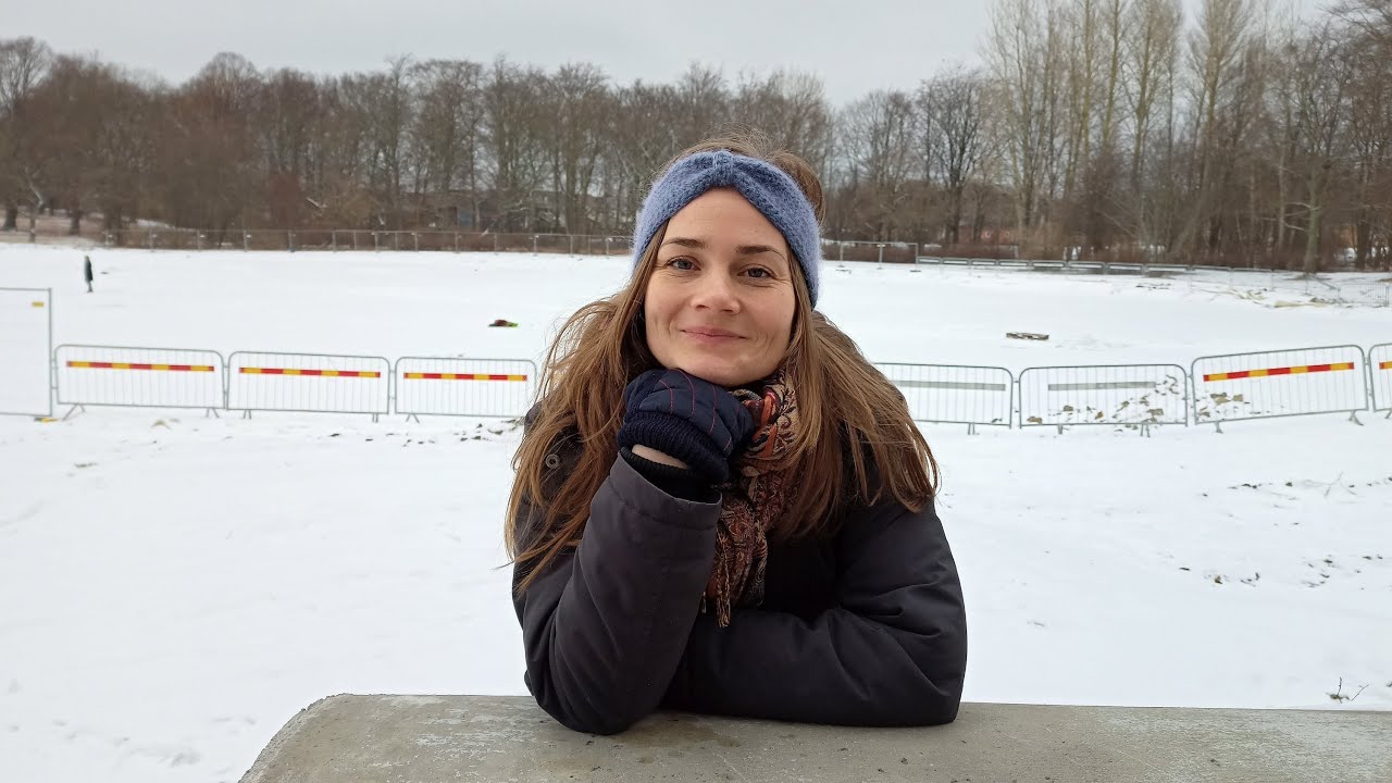 DANÈS PARA HISPANOHABLANTES - Un día frio - Aprende danés mientras yo hablo lento- Danés subtitulado