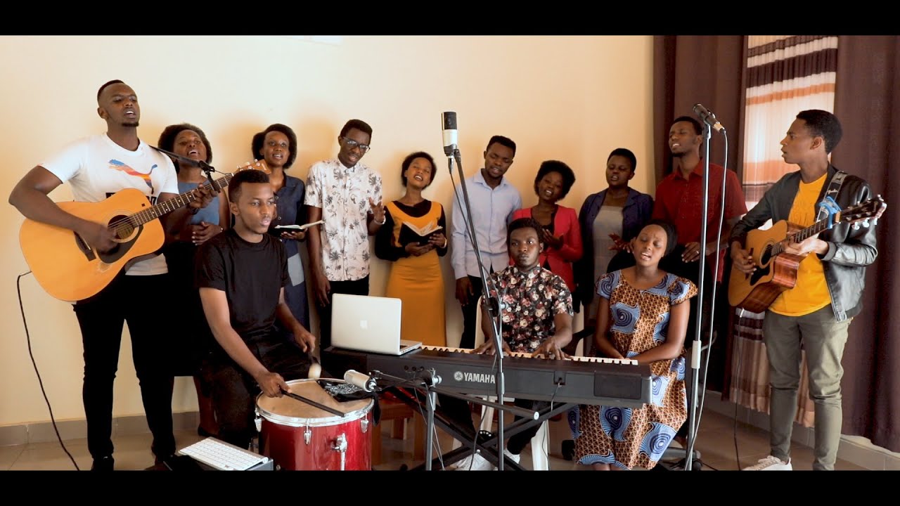 MORNING WORSHIP - PAPI CLEVER & DORCAS ft LIC BAND : EP41 _Njye mpisemo Yesu _Uwo njya nikomezaho