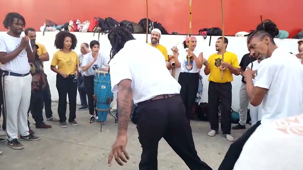 Mestre Wellington Negão (Angola Dobrada) e CM Coqueiro (N'Goma) - Roda de Caxias 16/Abril 2023