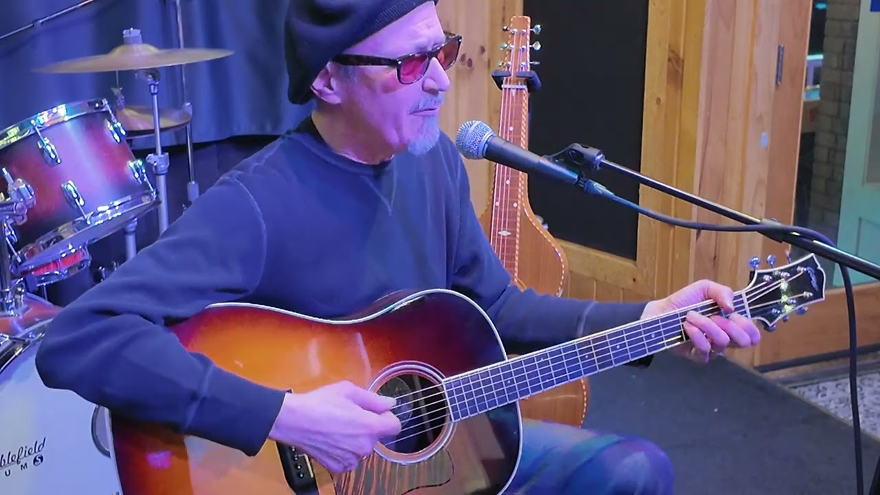 'Tight Rope' by Leon Russel performed by Dan Hovey at Hank Deitle's Tavern, 1/20/2026