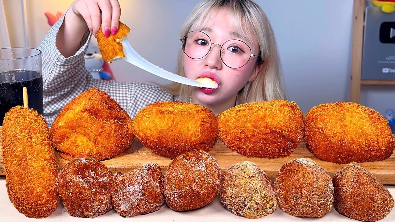 찹쌀도너츠✌️ 모짜렐라치즈고로케 찹쌀씨앗호떡 콩꼬물 설탕 찹쌀도너츠 핫도그 디저트 먹방 Dessert Mukbang