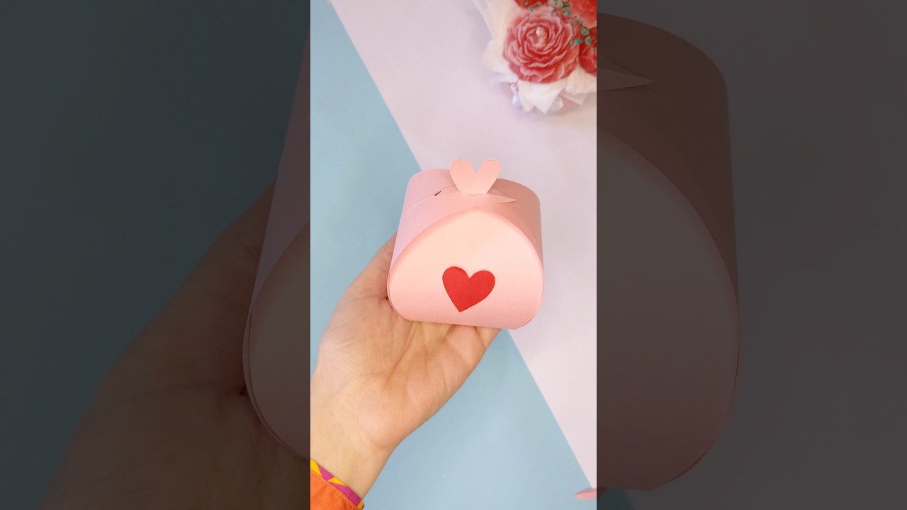 CREATE Amazing Paper Crafts WITHOUT Glue!