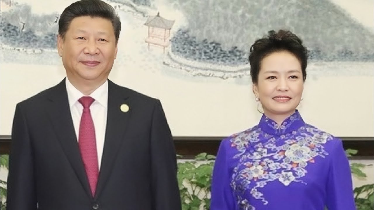 衣冠载道：中国国家主席习近平夫人彭丽媛的服饰外交与东方符号